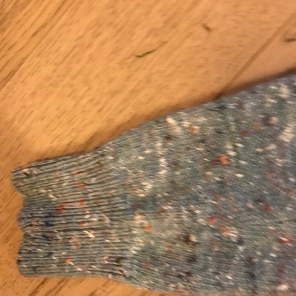 Club Monaco sweater - Picture 3 of 3